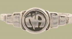 1522 Stepped Ring w Narcotics Anonymous Logo